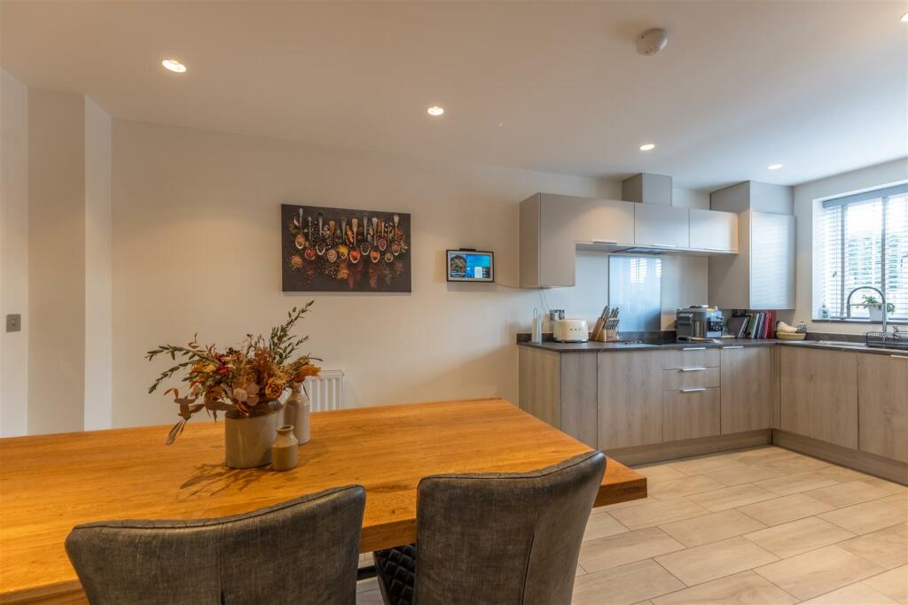 12 Lock View-006.jpg