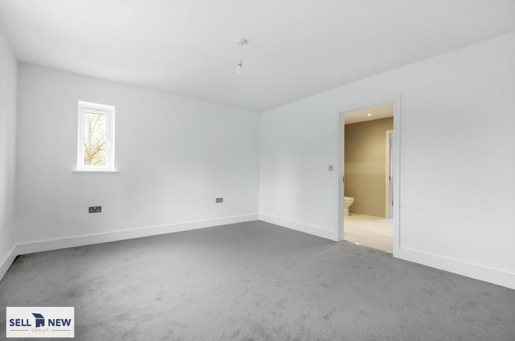 Guest bedroom 