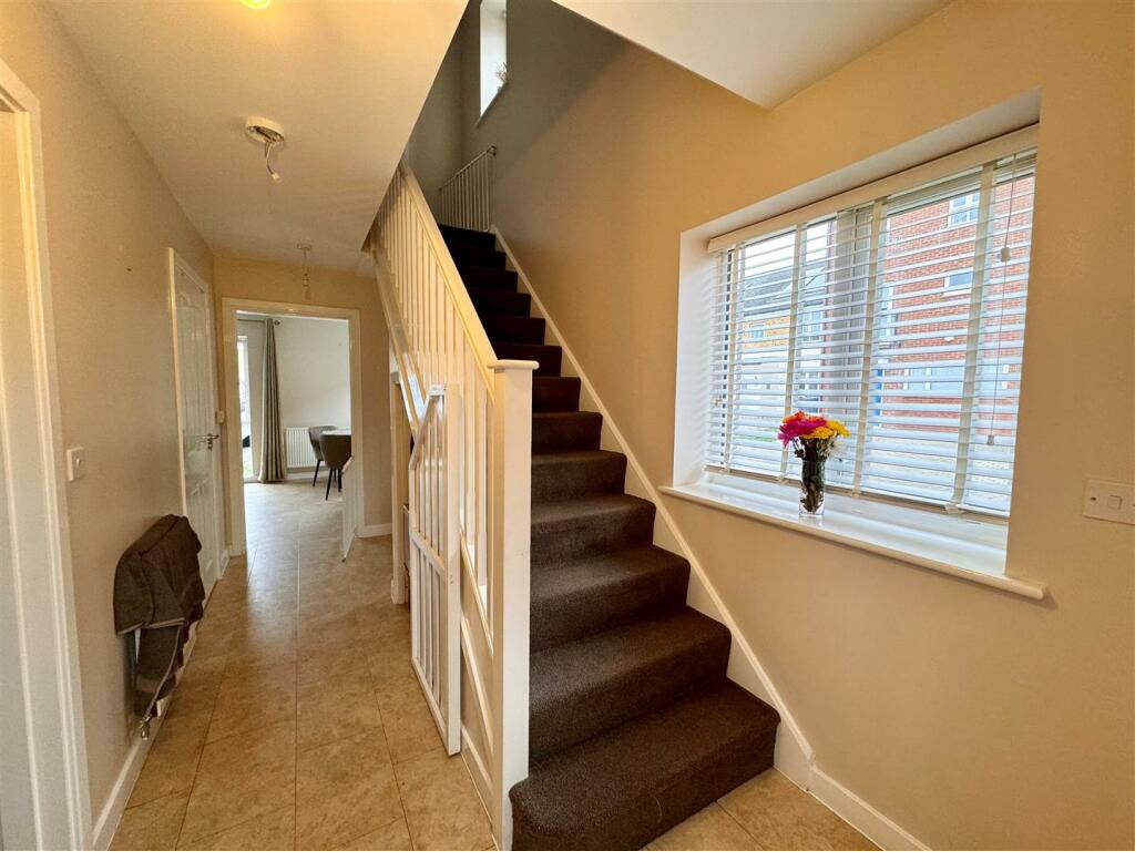 Hallway.jpg