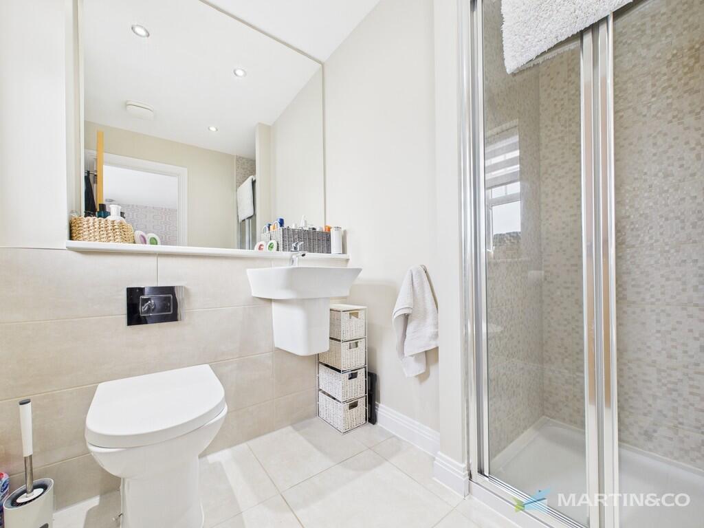 CAM02318G0-PR0562...