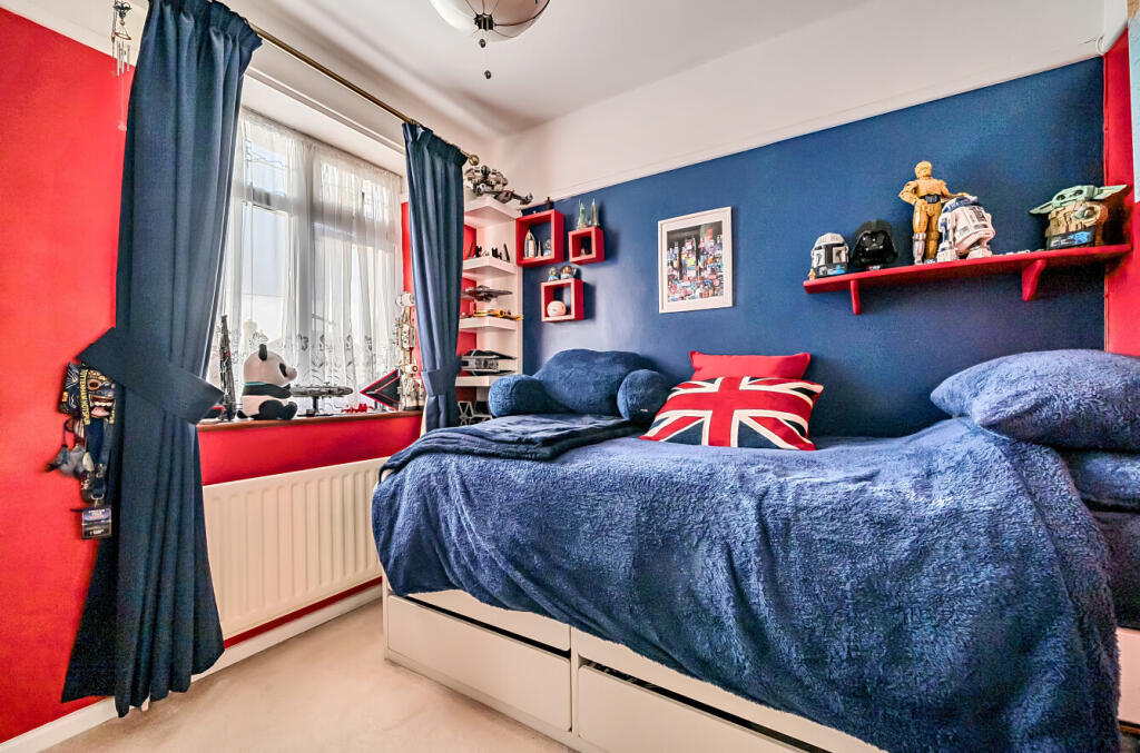 Warren Road, Woodley, Reading