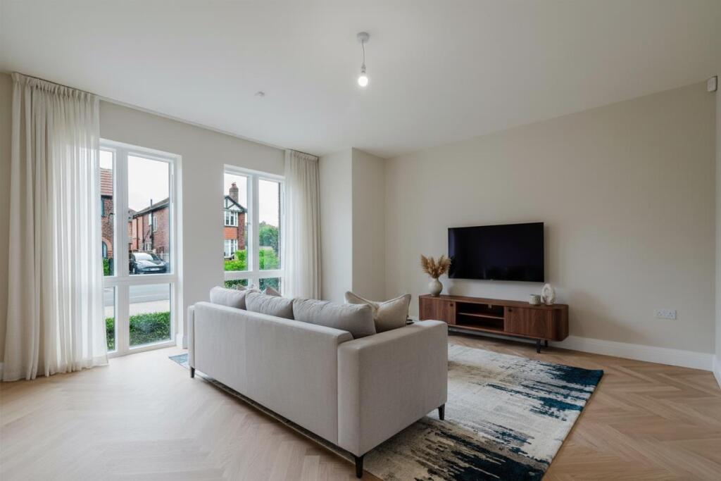 4 Quuen Road Lounge.jpg