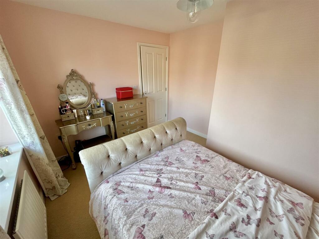 Bedroom 3 Aspect 2.jpg