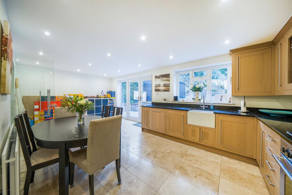 Kitchen / Dining Room
