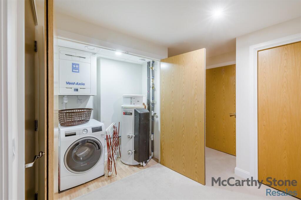 8672506-interior20.jpg