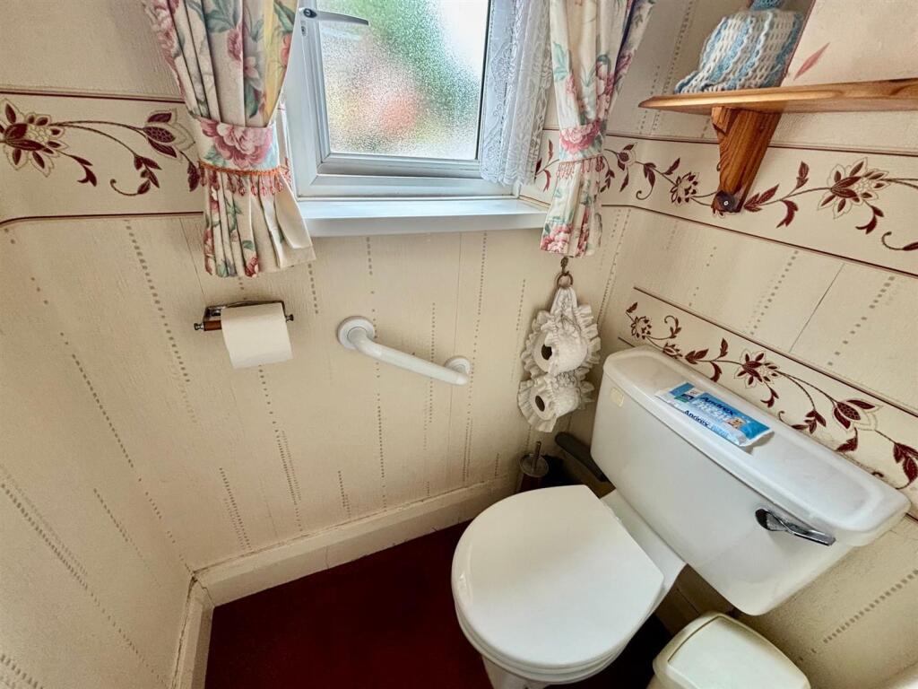 Separate WC