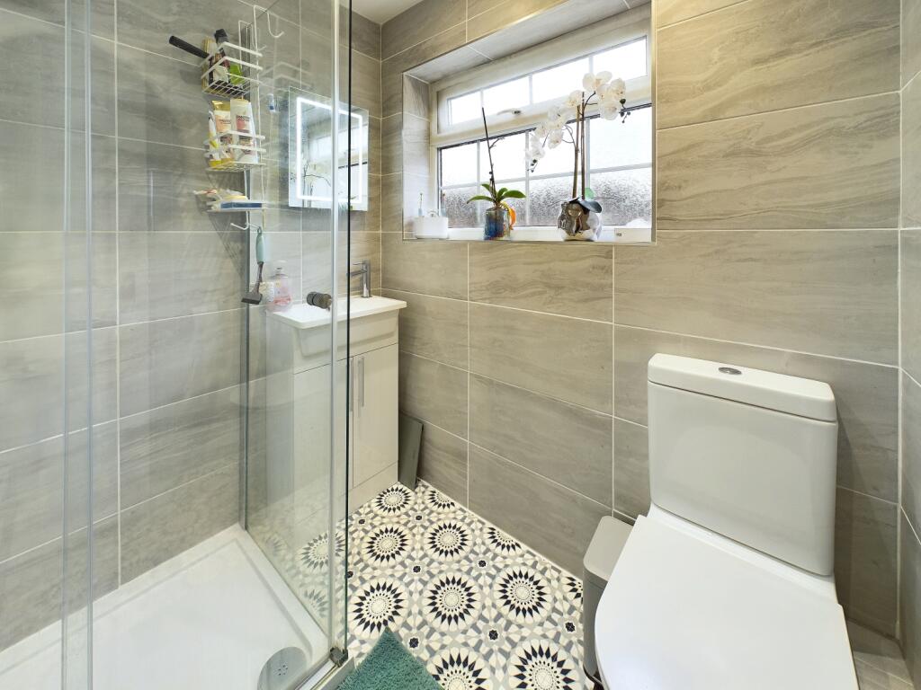 CAM03162G0-PR0178-STILL009