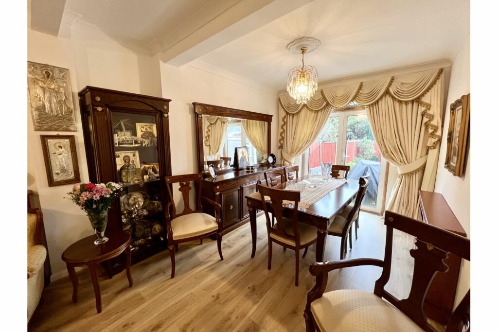 Living / Dining Room