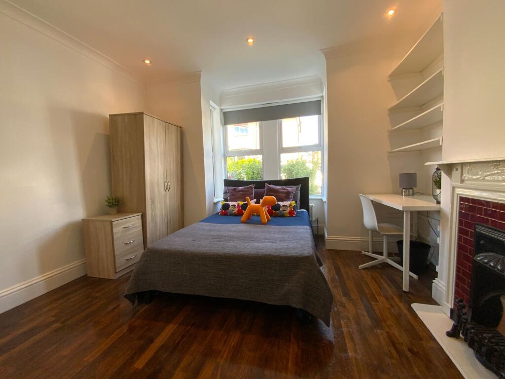 Bedroom 5