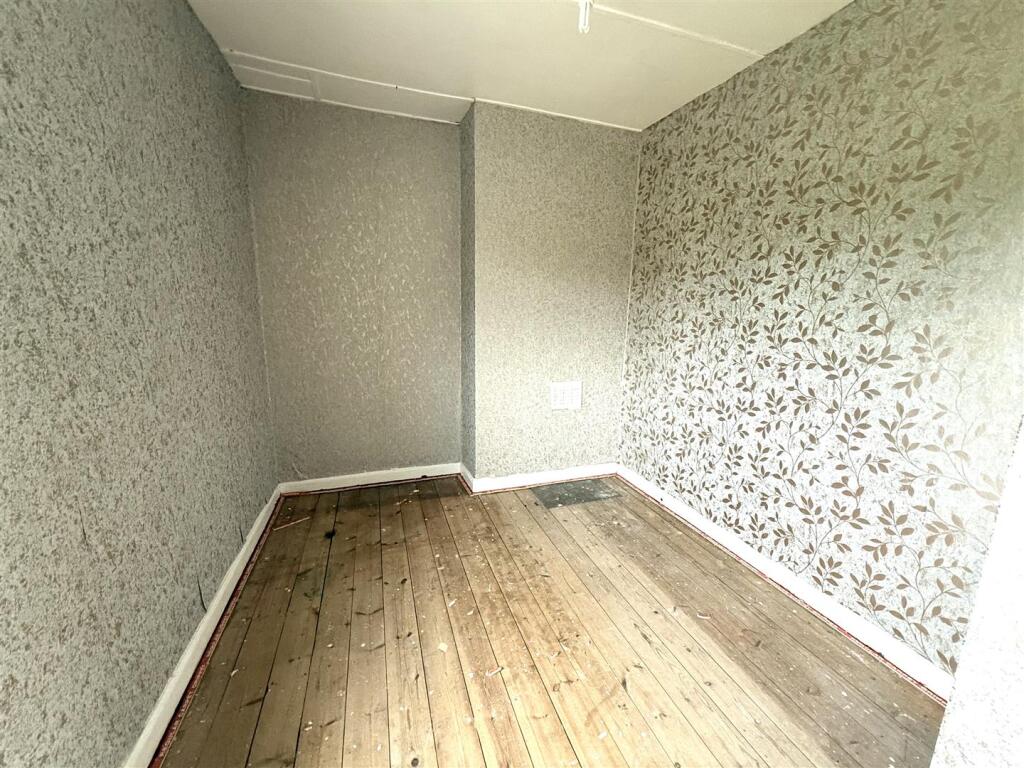116 uttox bed.jpeg