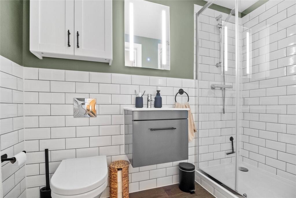 Ensuite Shower Room