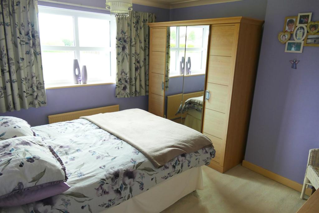 Bed 1 a