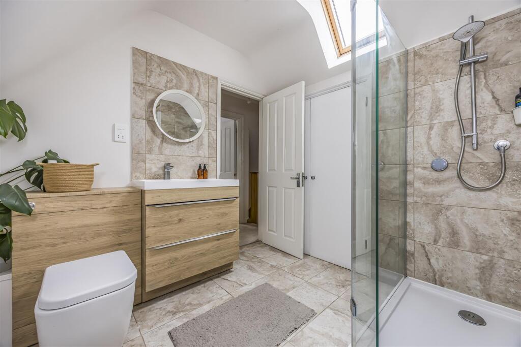 10 Castle Mews, Horndean-PorticoMarketing-SoldBy-1