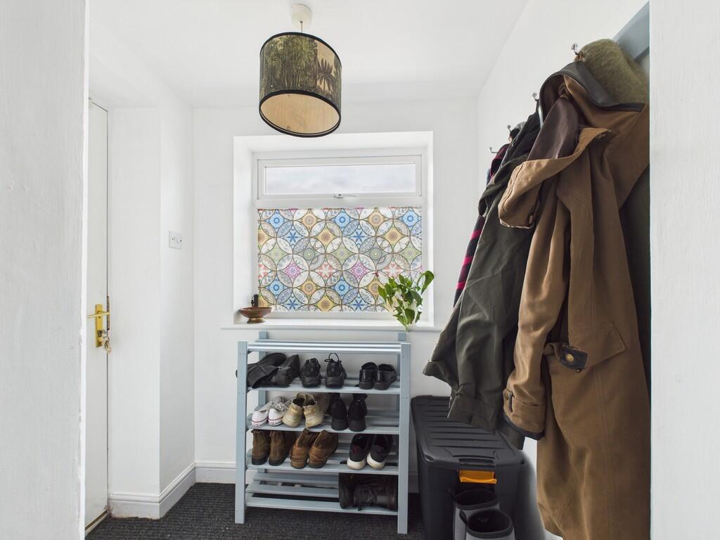 CAM03974G0-PR0199...