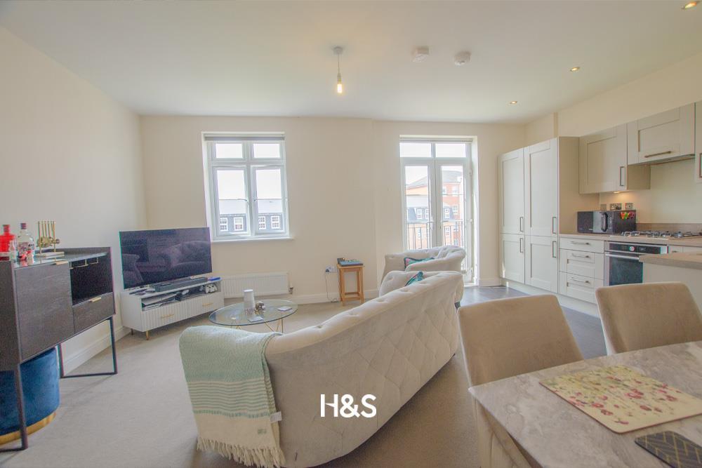 Abbotsbury Court - lounge kitchen