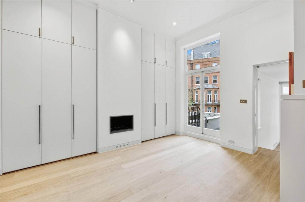Egerton Gardens, London, SW3