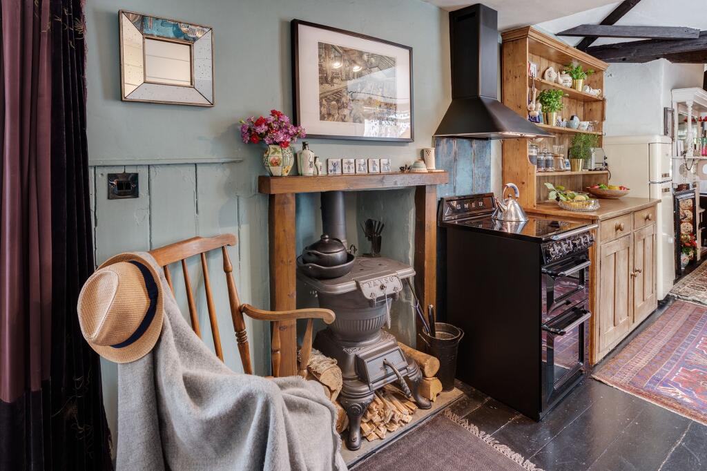 11 Browns Hill, Dartmouth, Kitchen Area