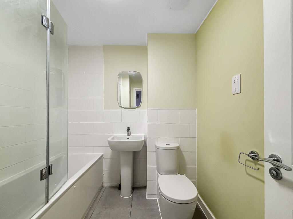 eb8e9eadc907666fd7ee38ecbe42c5c07e10c13b