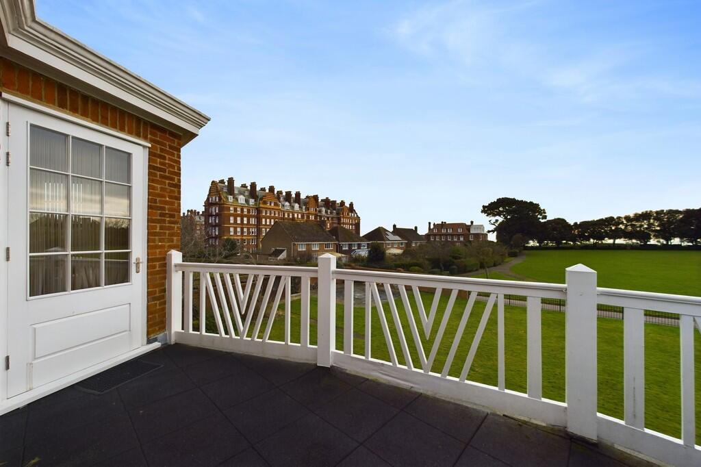 CAM01085G0-PR0499...