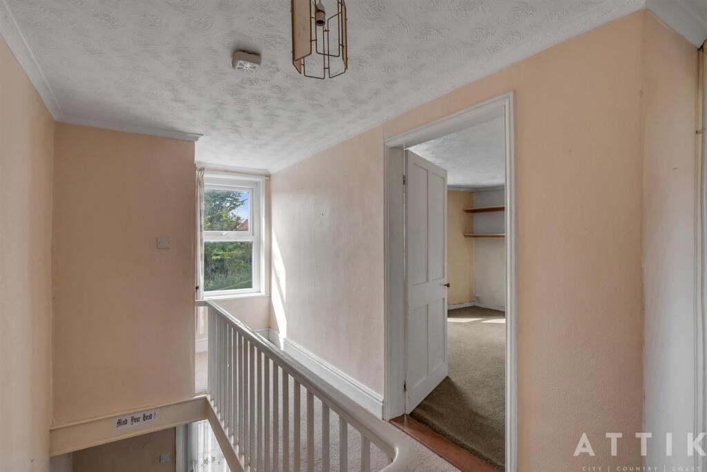 28 Norwich Road Halesworth IP19 8BX (12).jpg