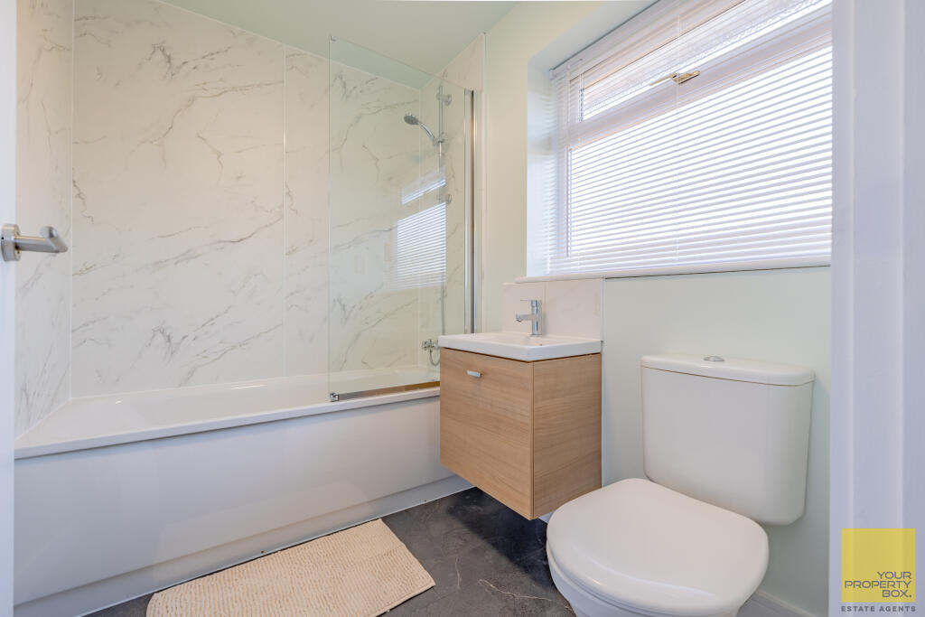 13GreenfordGardens-45