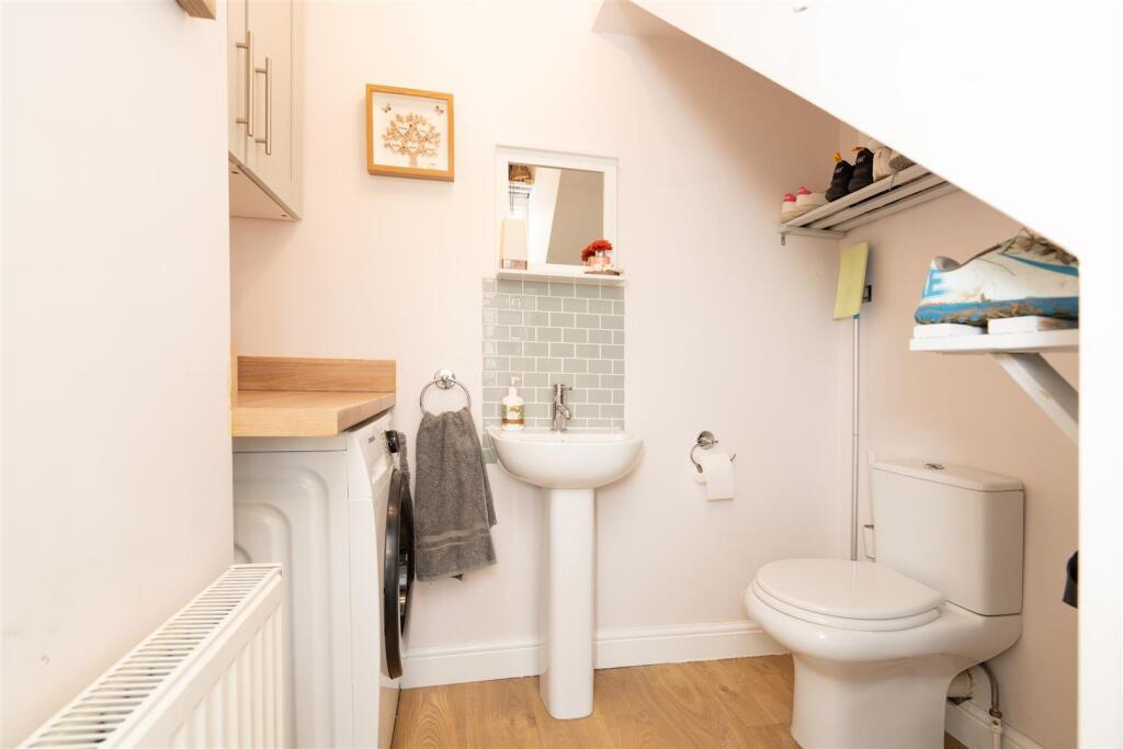 UTILITY &amp; CLOAKROOM