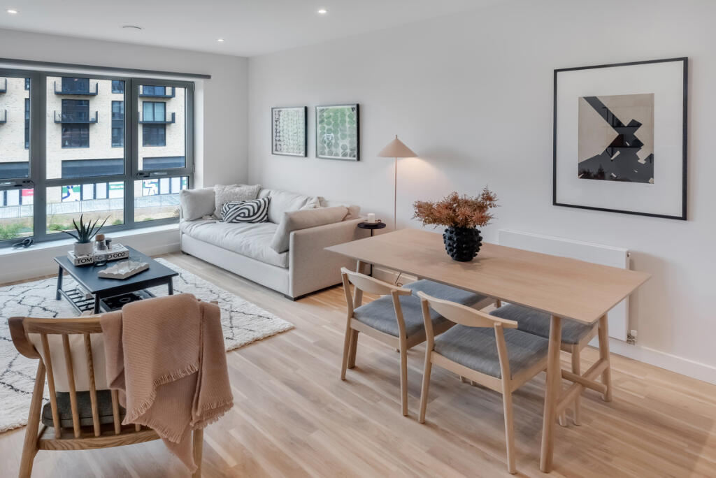 GQ Lyons Dock 1 Bed (1) (1)