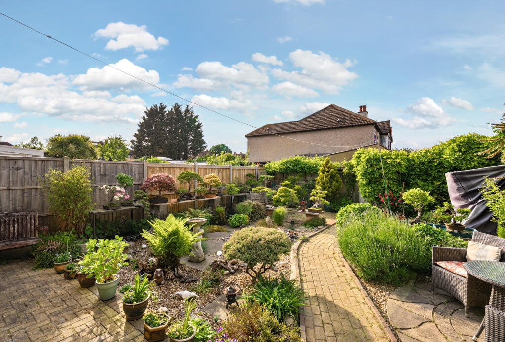 1296614-4-682ce23...