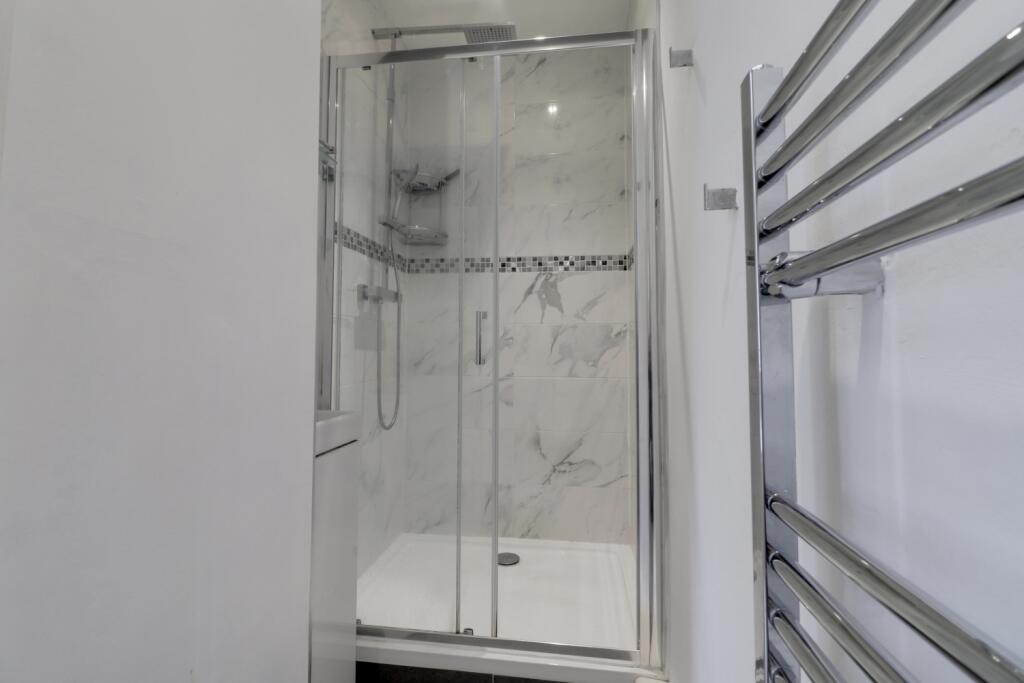 Bedroom 2 en-suite shower room