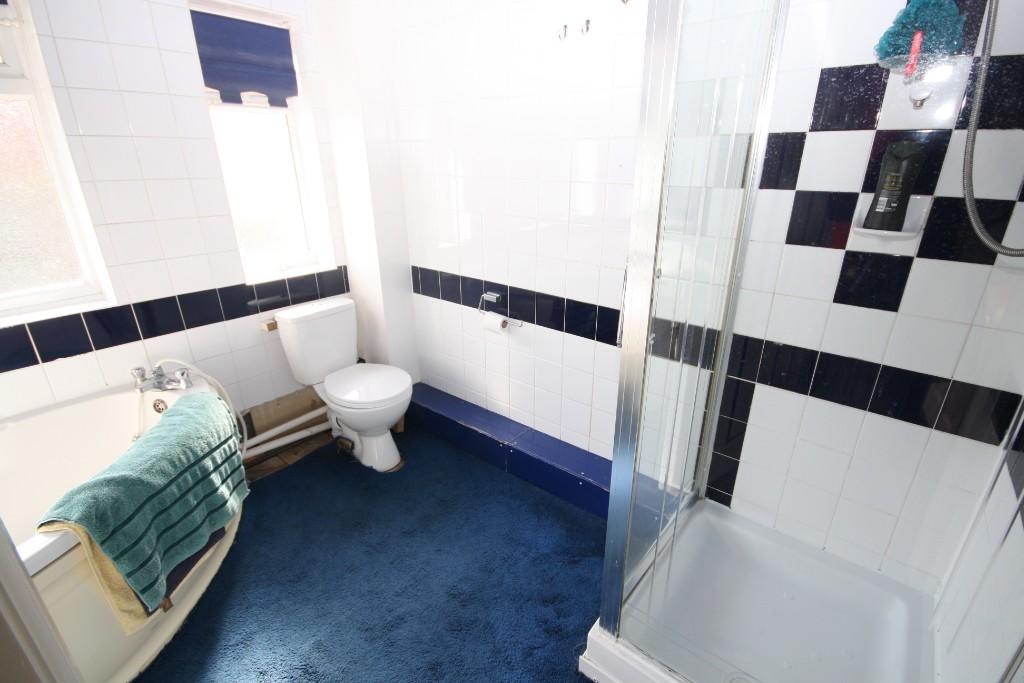 Dated 4 Pc, Bathroom