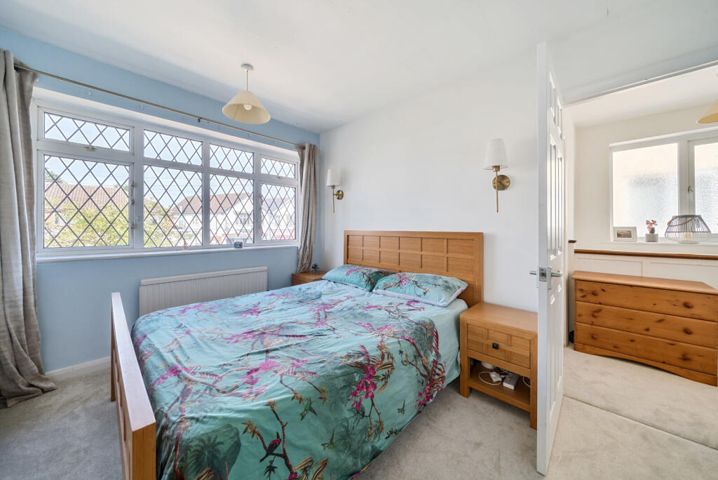 1312496-10-685584...