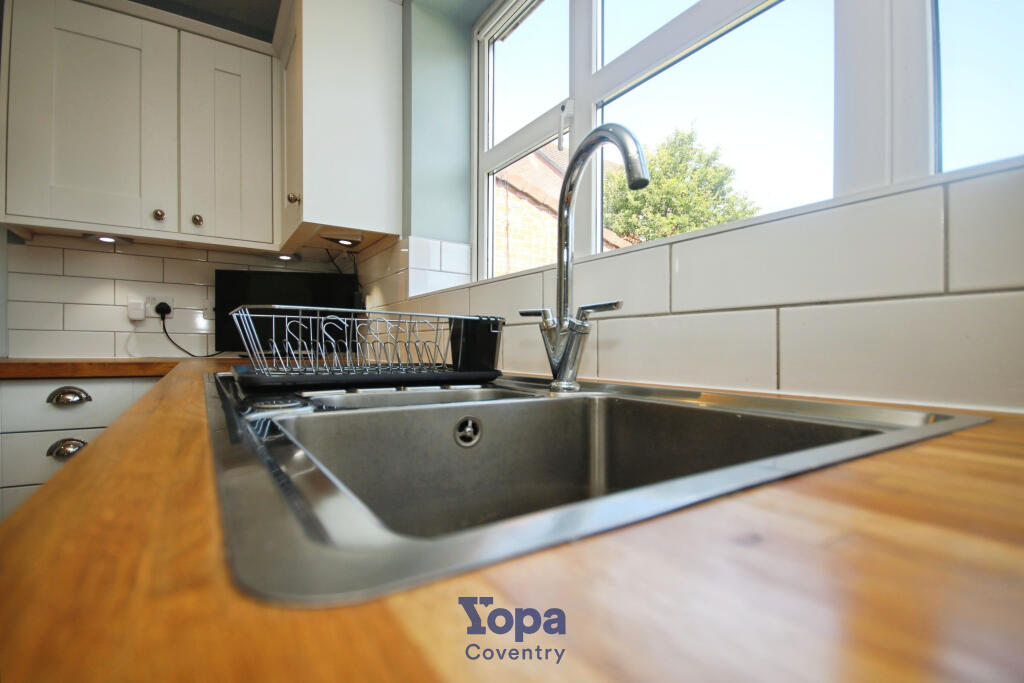 Bcbdfad0-Kitchen 208.JPG