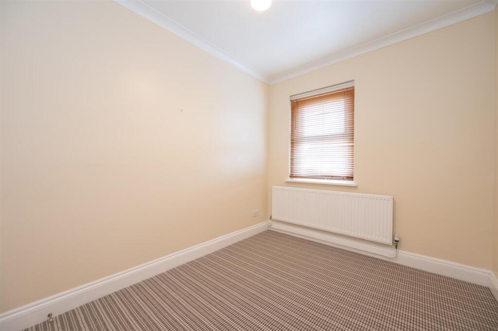 Deansfield Court 23 16.jpg