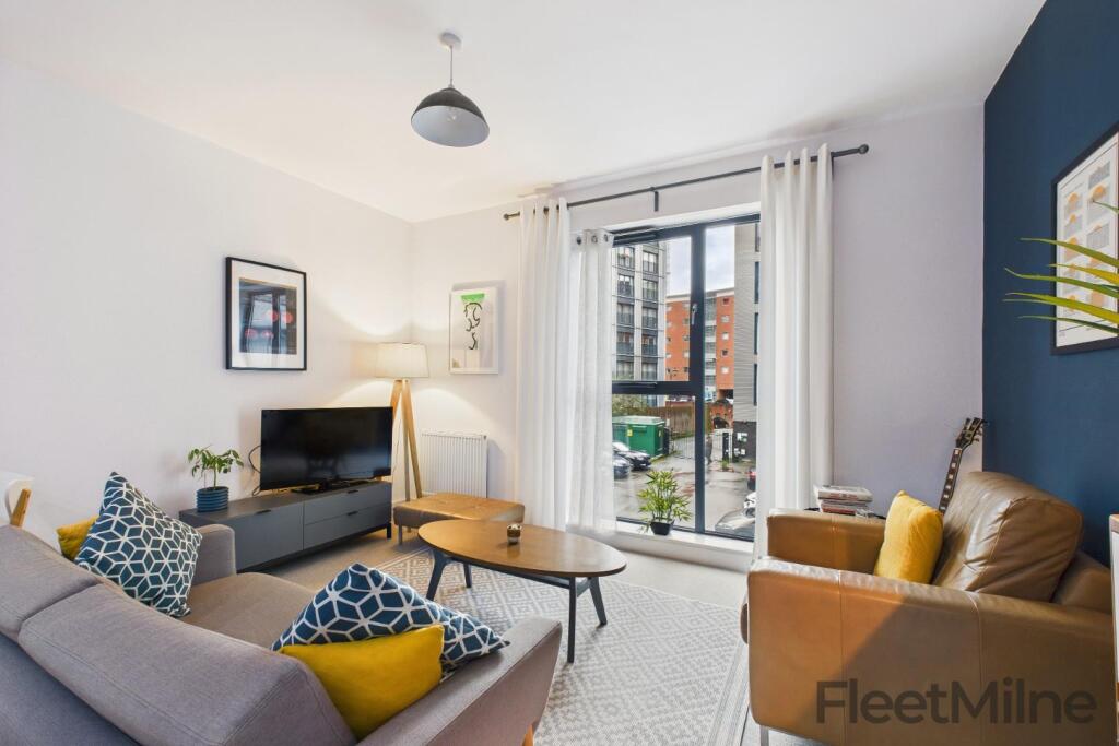 Living/Dining Area