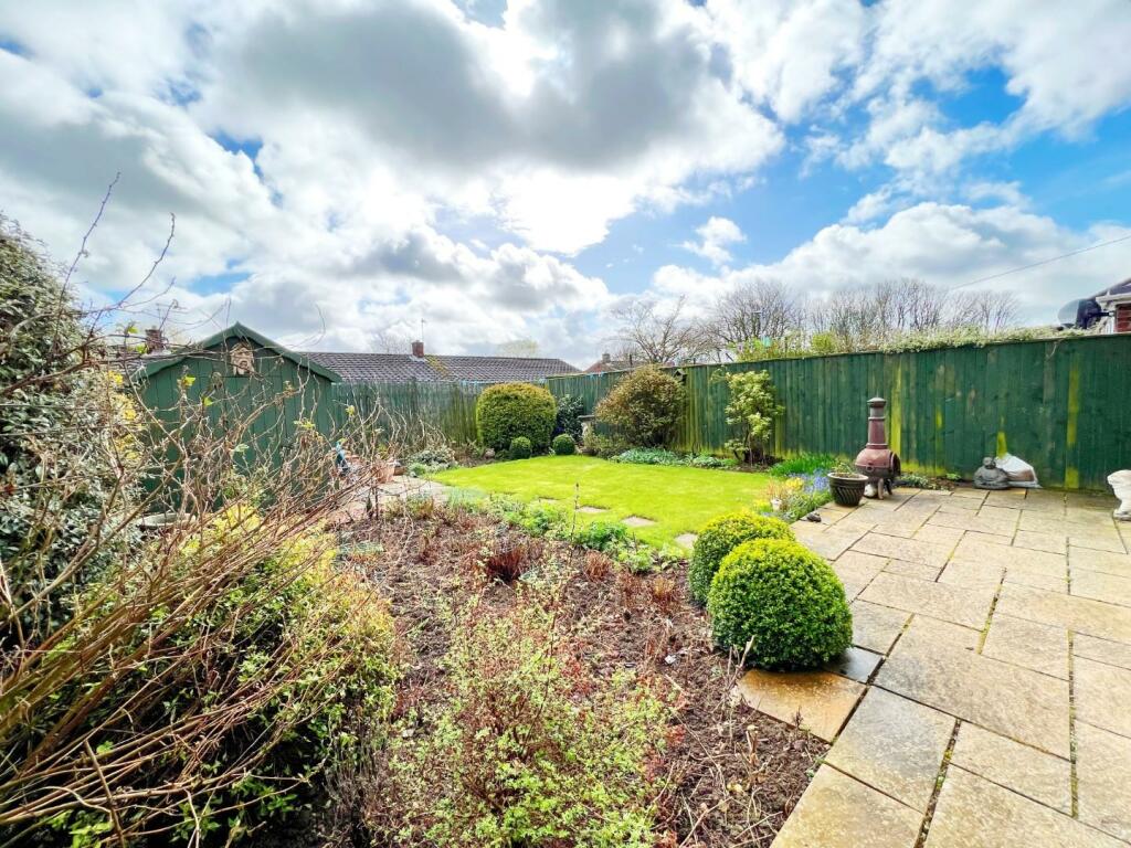 Garden pic 1.jpg