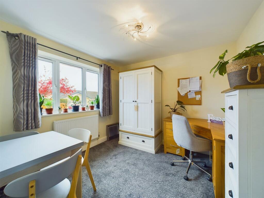 CAM01993G0-PR0133-ST