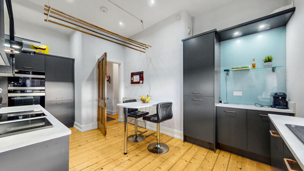 24-print-53 White...