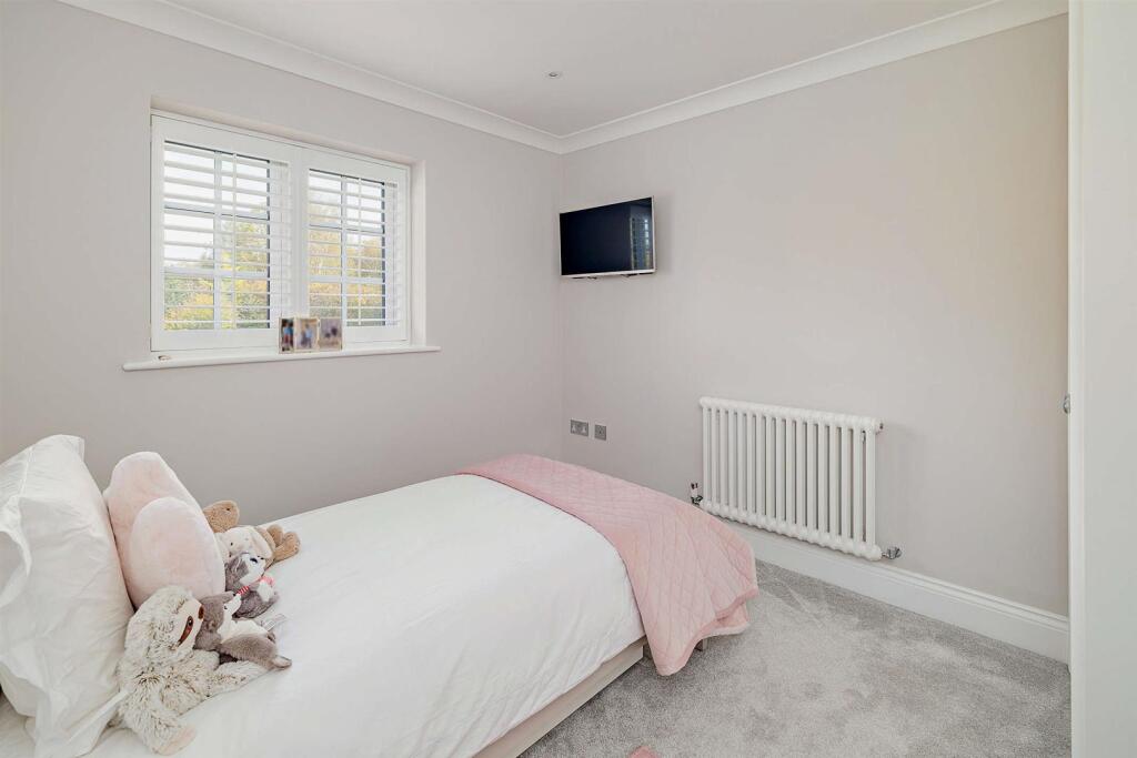 8668417-Stills-interior27(1)-v2-800.jpg