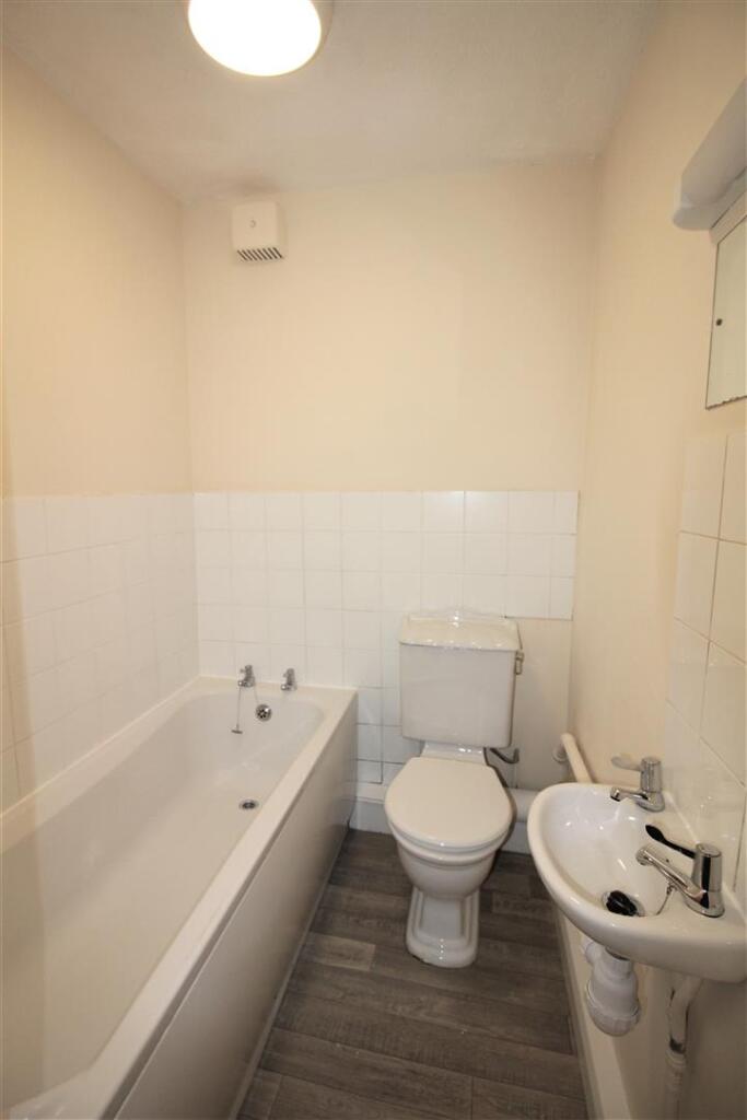 Bathroom.JPG