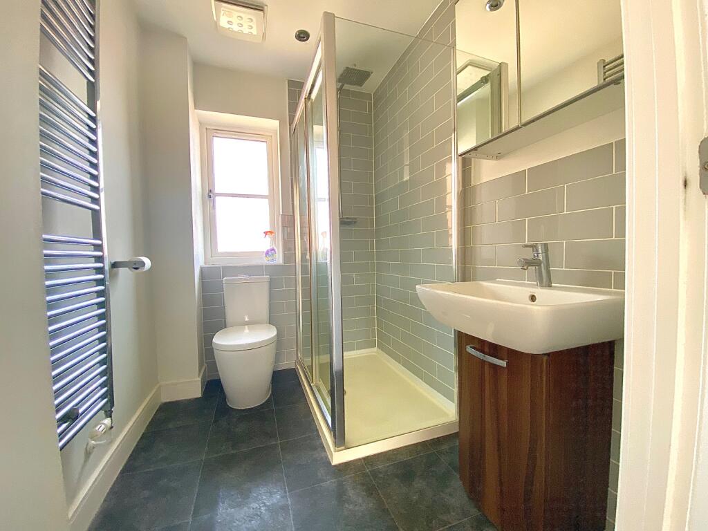 WhatsApp Image 2025-06-01 at 16.10.05 (2).jpeg