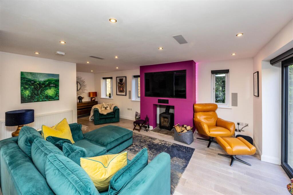 TOCHipp-160125-33 copy.jpg