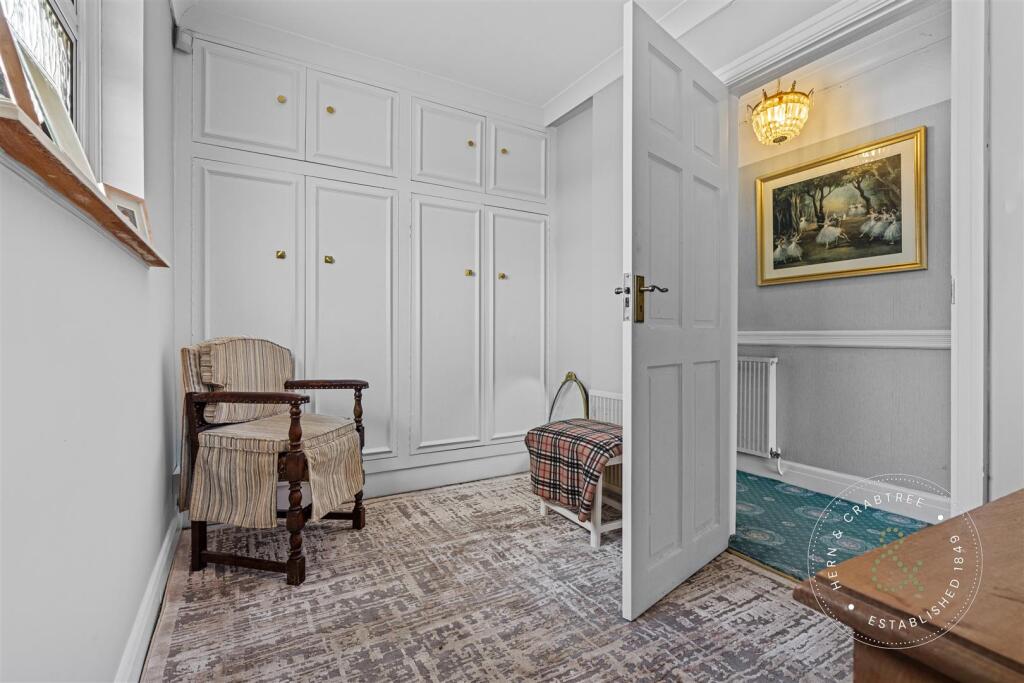 Rhiwbina Hill, Hern Crabtree (51).jpg