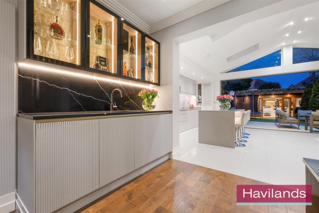 Queen Annes Grove-17.jpg