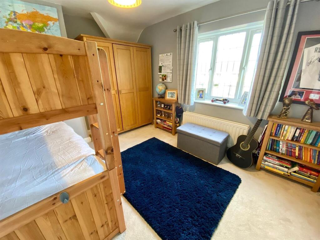 northedge park 17 bed 2.jpg
