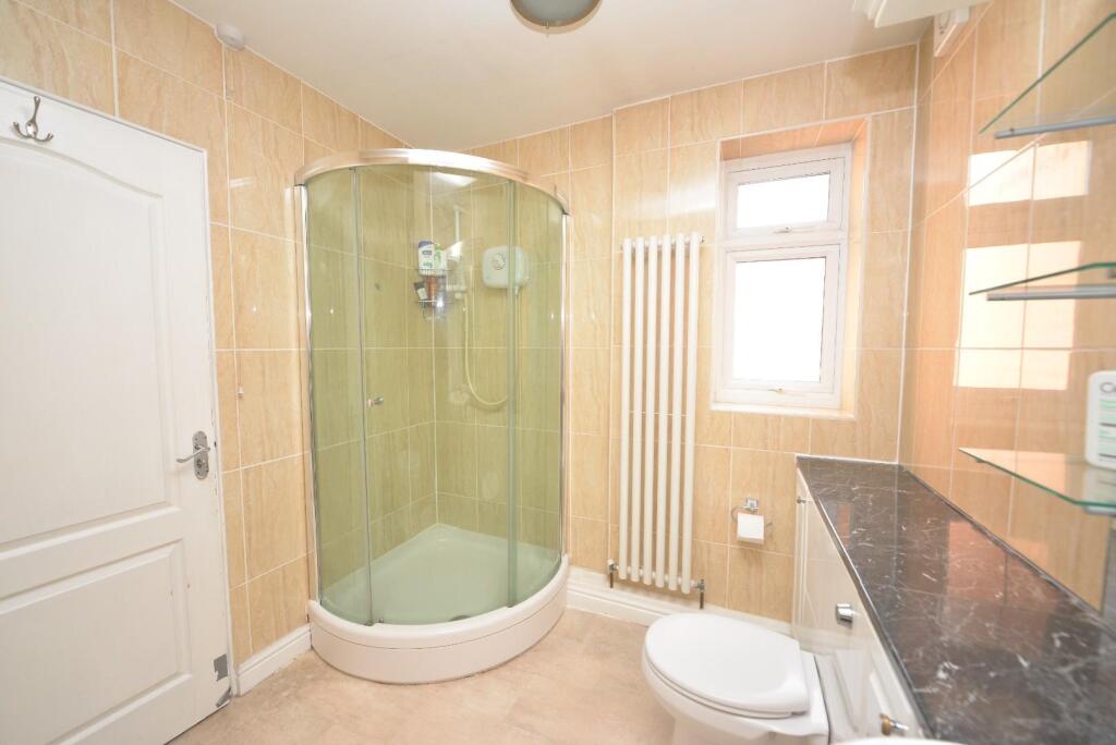 Ground Floor Shower.jpg