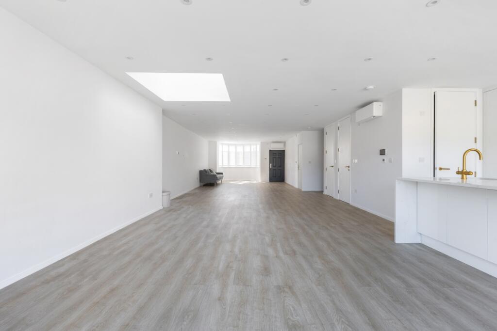 94159_56-Moat-Dri...