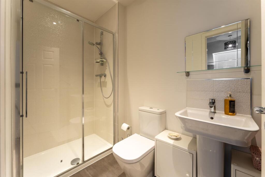 Ensuite Two