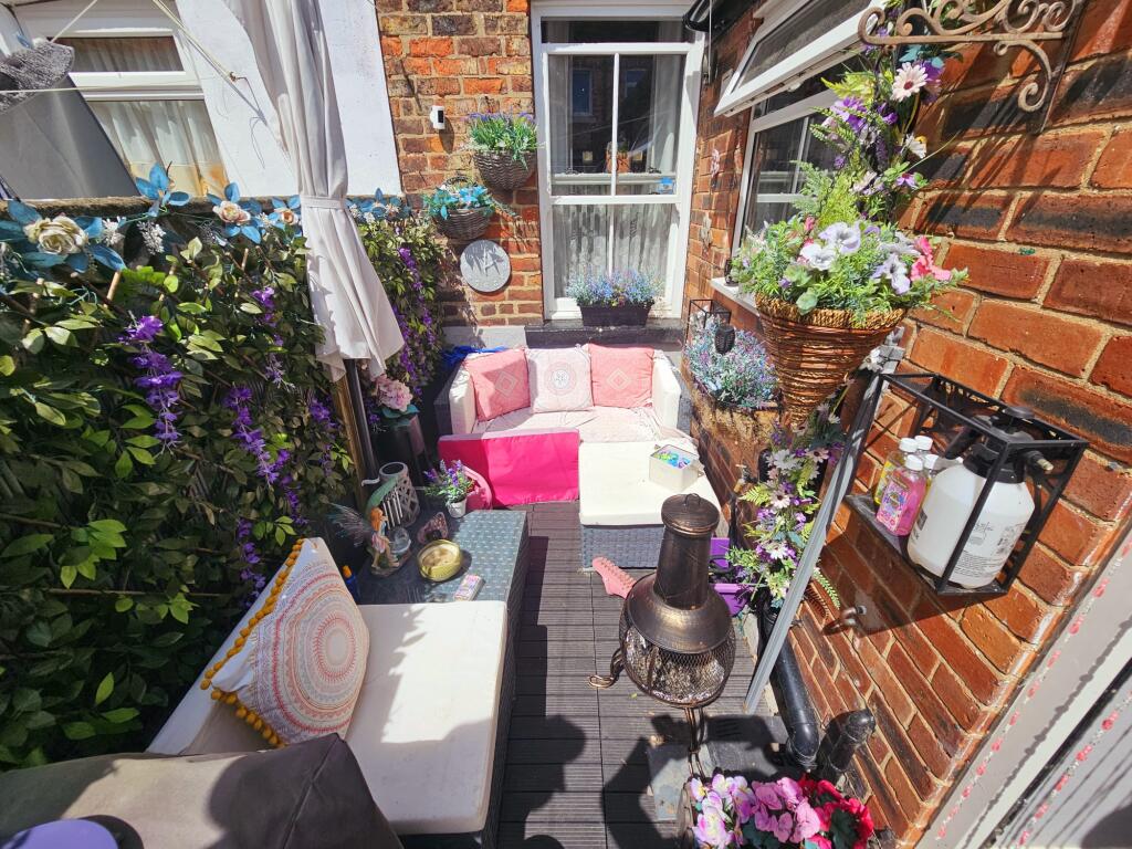 83bf3dd8-e58a-464a-add5-ce1b1f668d93