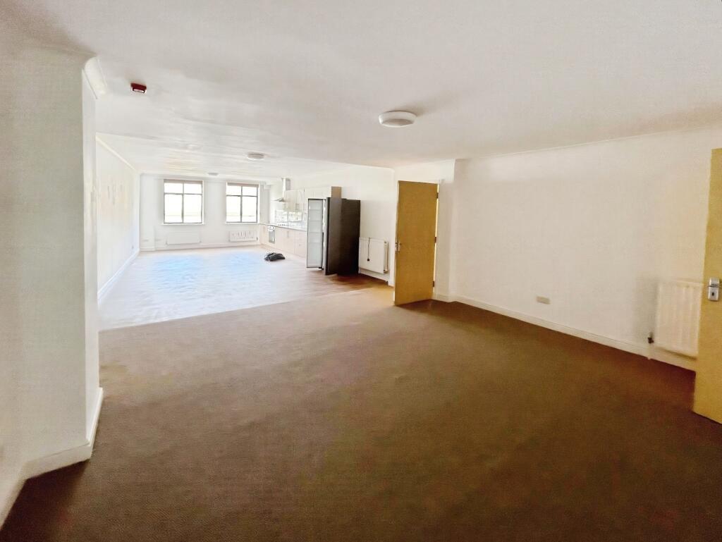 pbox-living_room-344049.jpg