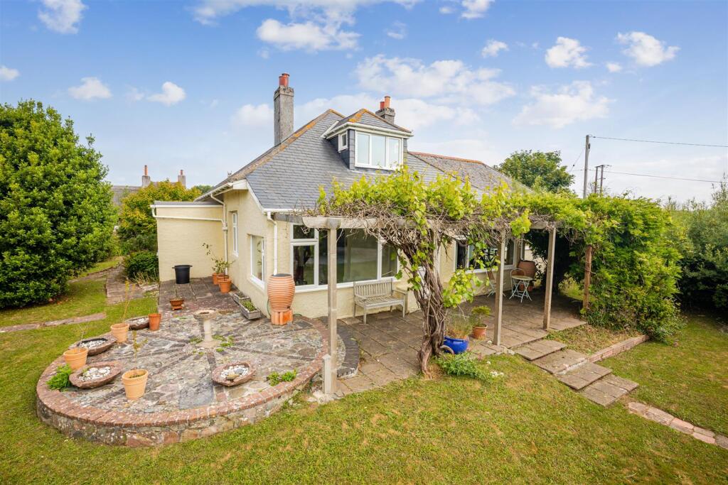 A05 - Cross Park Ringmore Kingsbridge - 250617.jpg